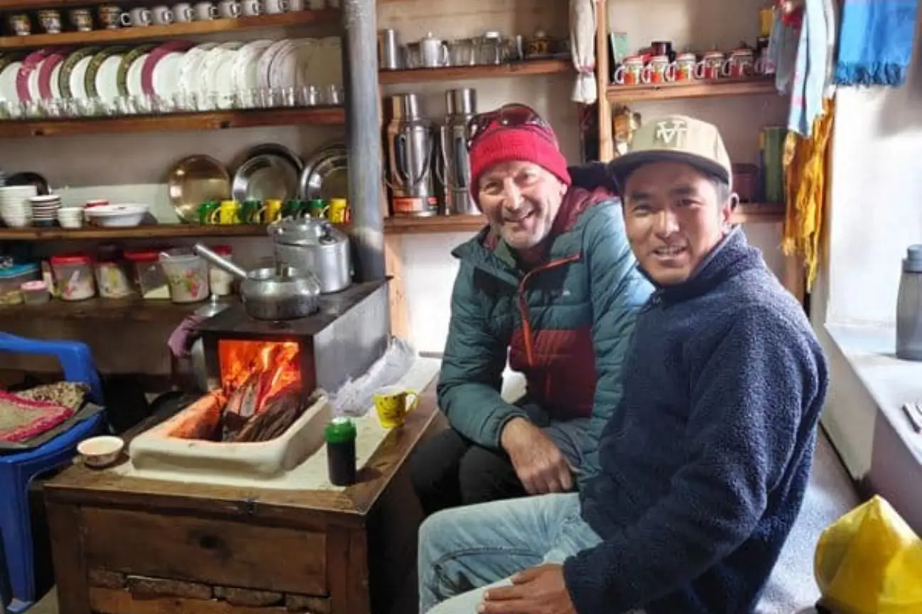 annapurna-base-camp-trek-faqs-teahouse-interior